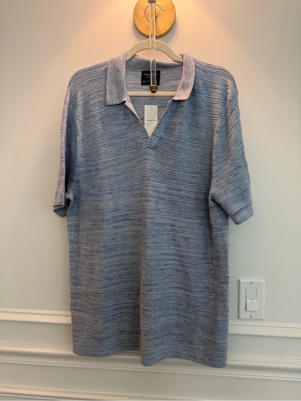 Abercrombie Men's Light Blue Knit Polo Shirt